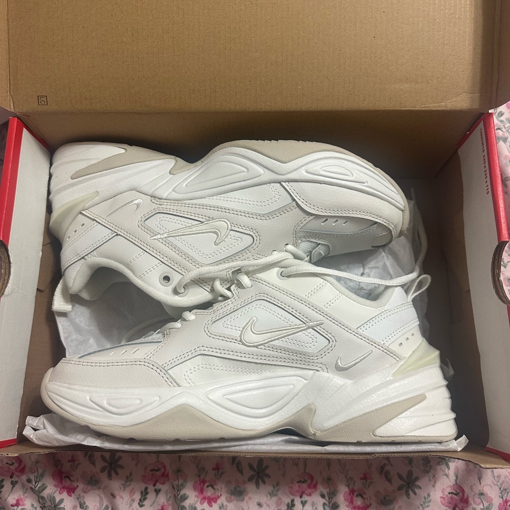 Nike M2K Tekno